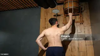 佛山桑拿：热气腾腾的养生秘籍，让你的身心告别疲惫！ poster